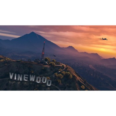 Гра Grand Theft Auto V Premium Online Edition для XBOX One Гра Grand Theft Auto V Premium Online Edition для XBOX One