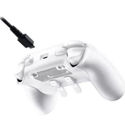 Геймпад RAZER Wolverine V2 Chroma White (RZ06-04010200-R3M1) Геймпад RAZER Wolverine V2 Chroma White (RZ06-04010200-R3M1)