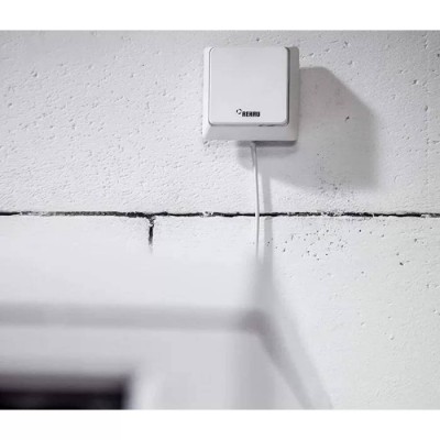 Датчик протікання води REHAU RE.Guard Z-Wave (457310001) Датчик протікання води REHAU RE.Guard Z-Wave (457310001)