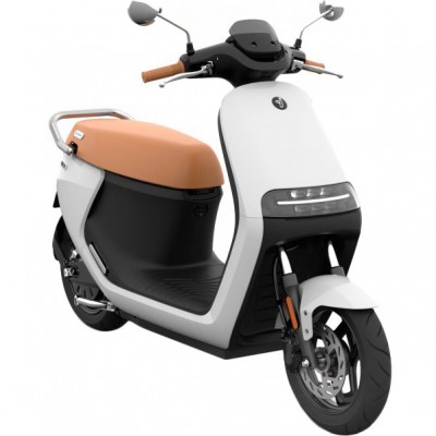 Електроскутер SEGWAY E125S White (AA.50.0002.53) Електроскутер SEGWAY E125S White (AA.50.0002.53)