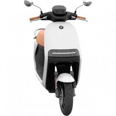 Електроскутер SEGWAY E125S White (AA.50.0002.53) Електроскутер SEGWAY E125S White (AA.50.0002.53)